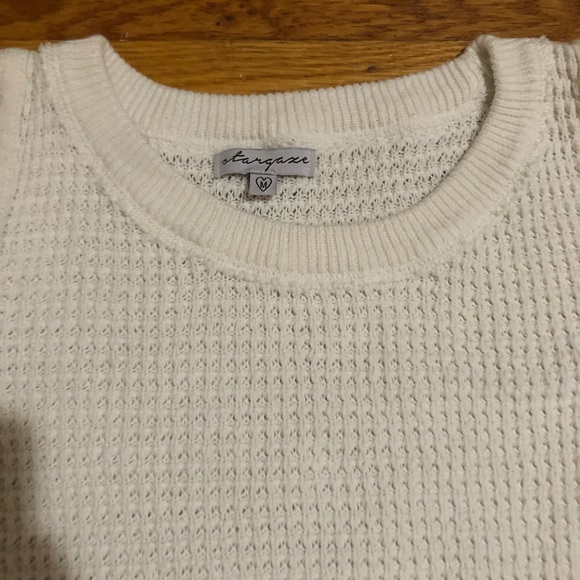 White open shoulder sweater - Picture 3 of 3